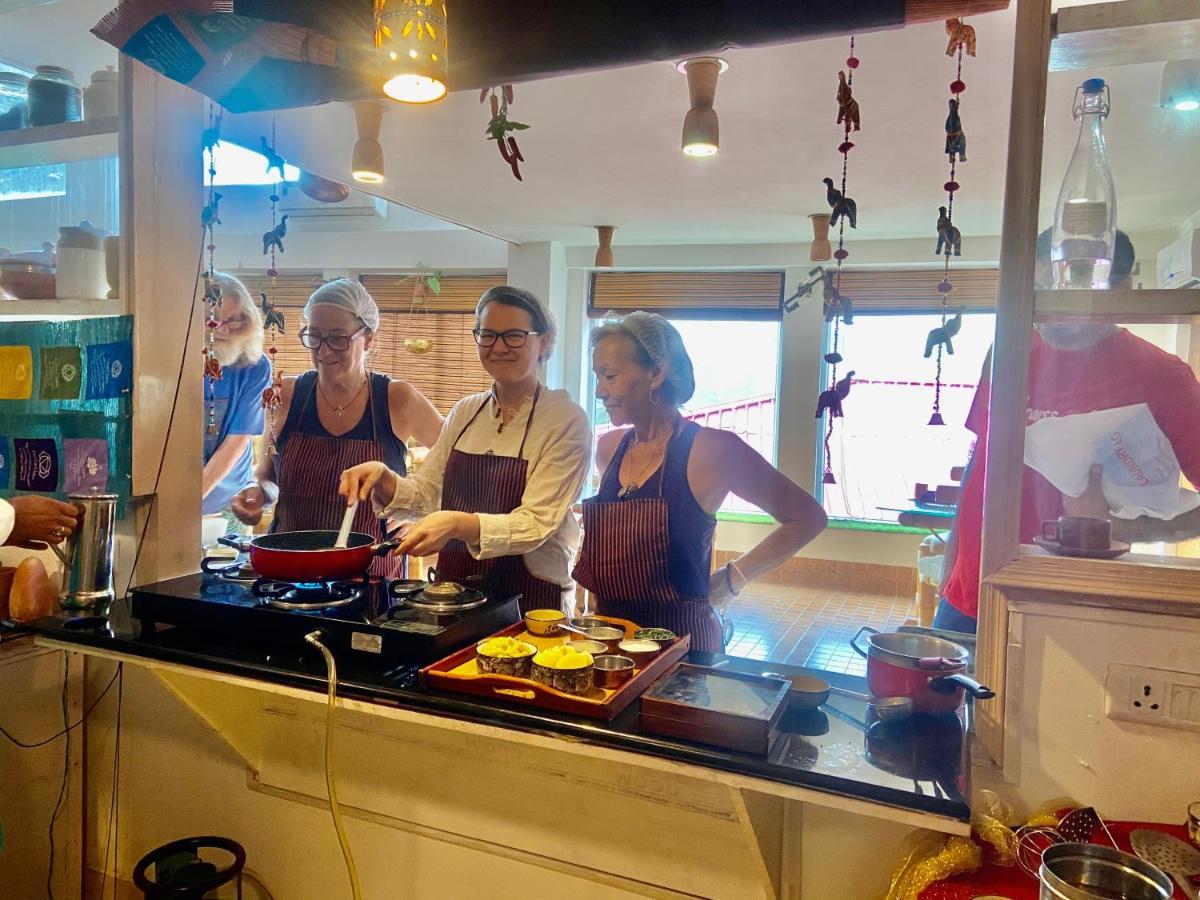 Hotel Veda5 Ayurveda & Yoga Retreat Rishīkesh Zewnętrze zdjęcie